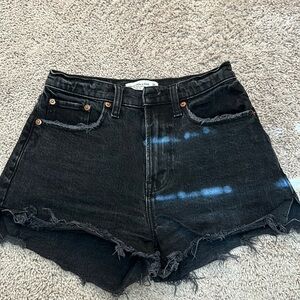 Abercrombie and Fitch The Mom Short